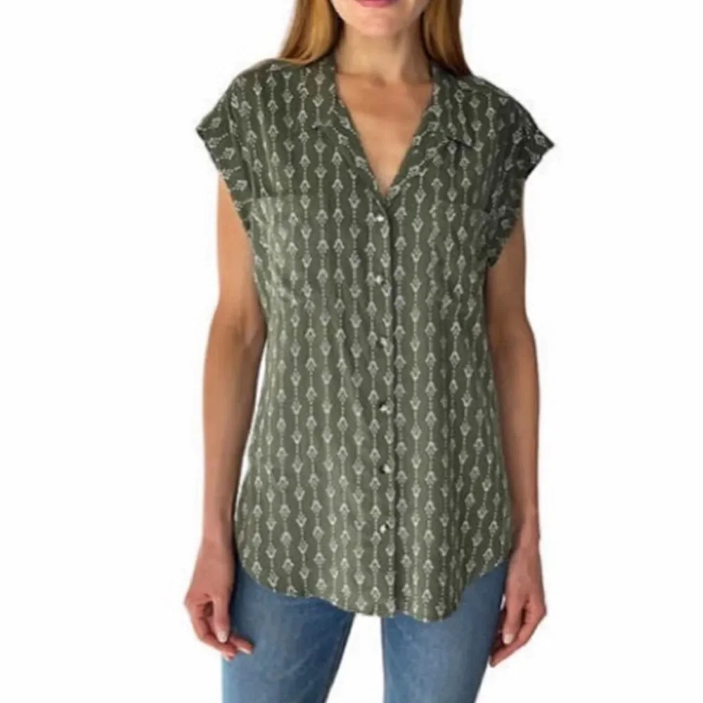 Jachs Girlfriend Printed Blouse Small Green Short Sleeved V Neck